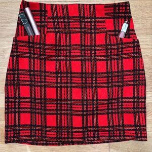 Red and Black Plaid Gianni Bini Pencil Skirt with Pockets!